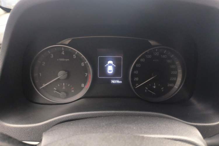 Used Hyundai Elantra (6th Generation / Lingdong) 2016 1.6L Manual ZhiXuan · Dynamic Model Instrument Cluster