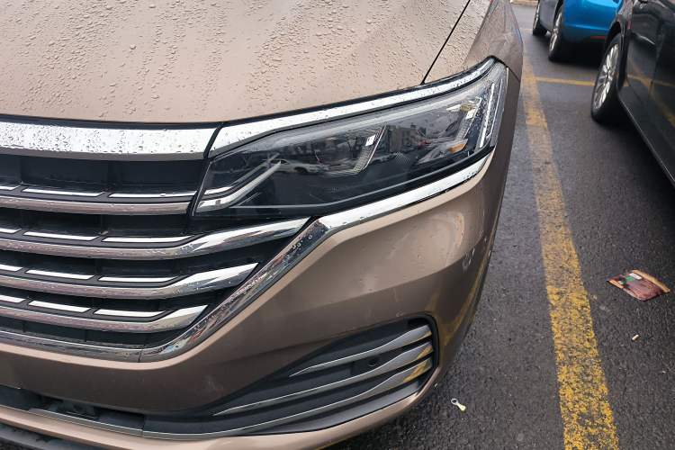 Used Volkswagen Viloran 2020 380TSI Prestige Edition Left Front Headlight