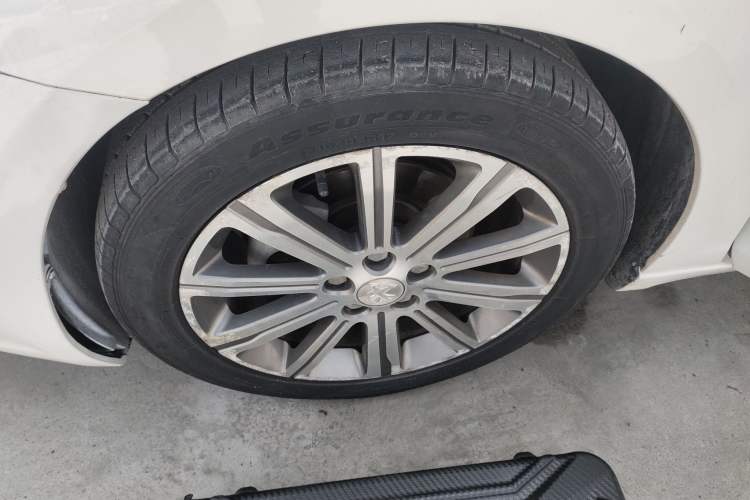 Used Peugeot 408 2014 1.8L Automatic Luxury Edition
