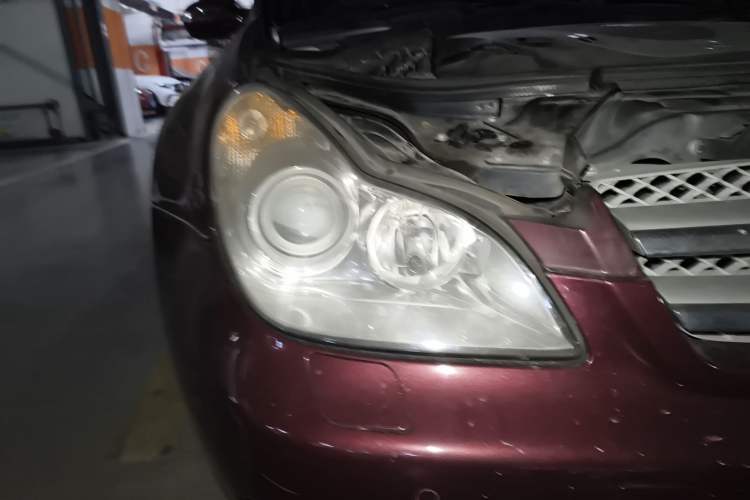 Used Mercedes-Benz CLS 2009 CLS 300 Right Front Headlight