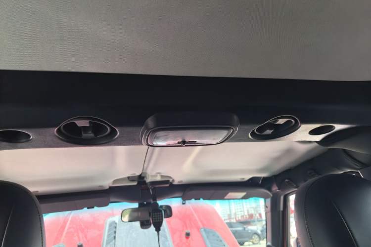 Used BAIC Off-Road BJ40 2016 40L 2.3T Automatic All-Wheel Drive Premium Edition