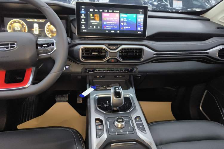 Used Geely Auto Haoyue 2020 1.8TD DCT Flagship 7-Seater