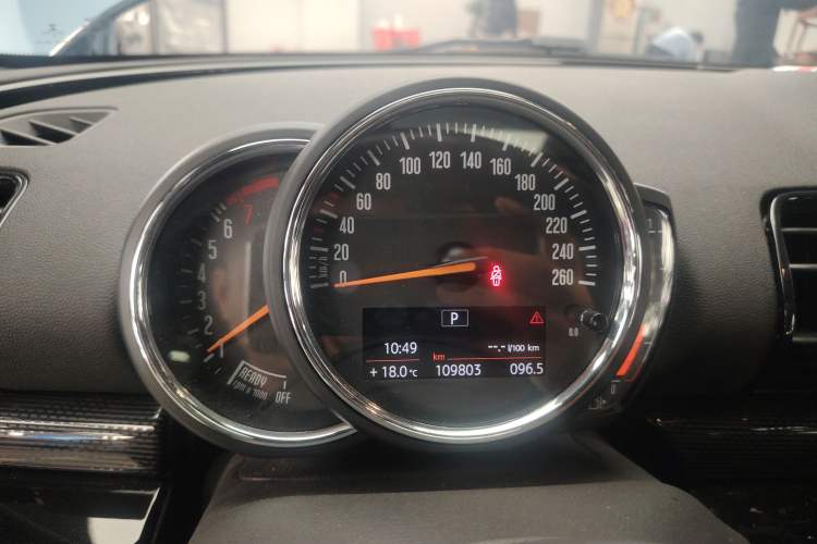 Used MINI Clubman 2016 Revised Version 1.5T COOPER Connoisseur Edition