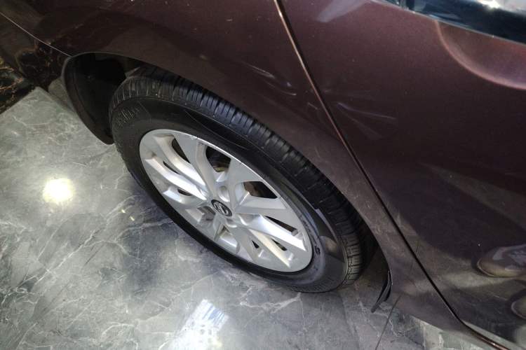 Used Nissan Sylphy 2016 1.6 XL CVT Deluxe Edition Right Rear Wheel Hub