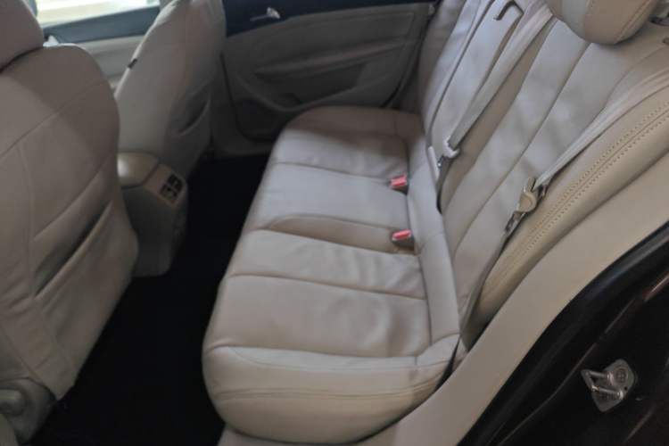 Used Peugeot 408 2014 1.8L Automatic Luxury Edition Left Rear Seat