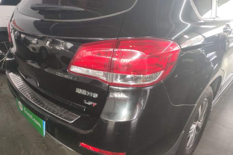 Used Haval H6 2013 Upgraded Model 1.5T Manual Two-Wheel Drive Elite Version
