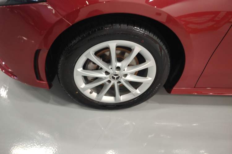 Used Mercedes-Benz A-Class 2022 Restyled A 200 L Sport Sedan Fashion Version Exterior 4