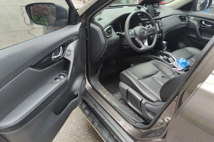 Used Nissan X-Trail 2017 2.0L CVT Comfort Edition 2WD