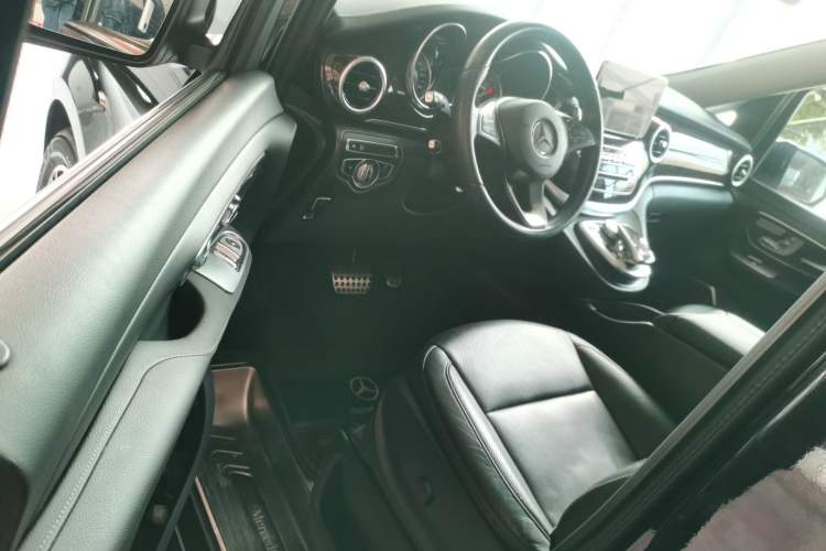 Used Mercedes-Benz V-Class 2018 V 260 L Prestige Extended Version China V
