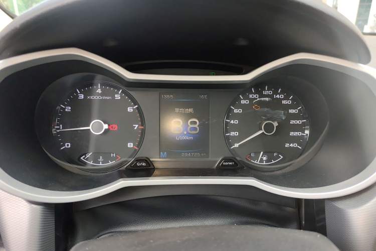 Used Geely Auto Emgrand GL 2017 1.8L Manual Elite Model
