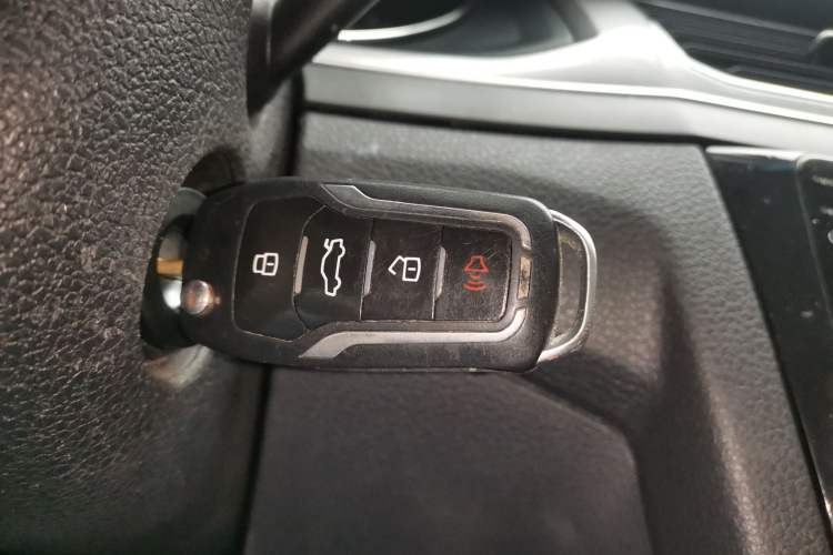 Used Volkswagen Bora 2018 1.5L Automatic Fashion Model
