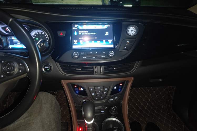 Used Buick Envision 2018 28T Four-Wheel Drive Elite Version