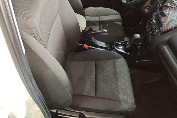 Used Honda Fit 2018 1.5L CVT Comfort Version Right Front Seat