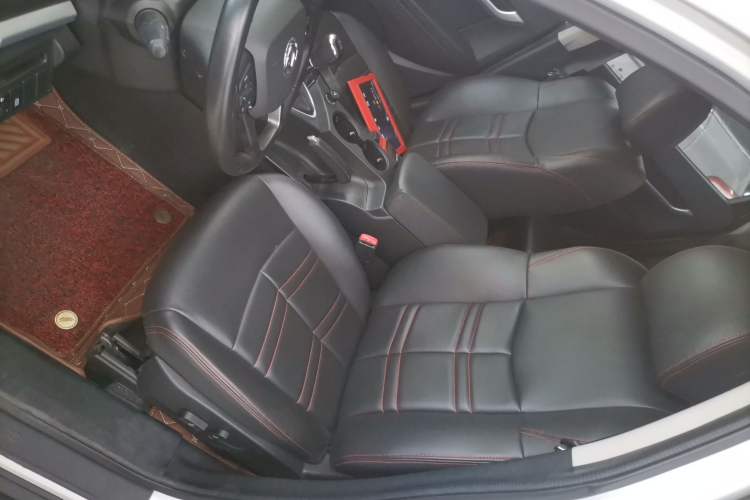 Used Dongfeng Aeolus AX7 2016 2.0L Manual Zhiyi Trim