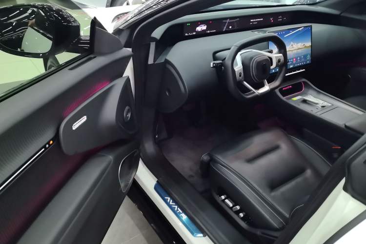 Used Avatr 12 2025 Max All-Electric Version