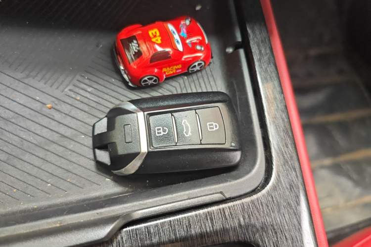 Used Dongfeng Aeolus Yixuan MAX 2021 1.5T Ultra-Stylish Trendsetter Edition
