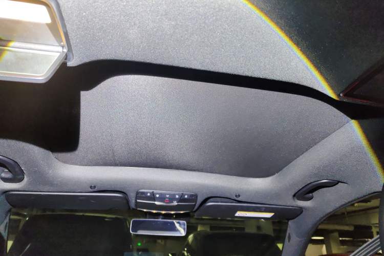 Used Mercedes-Benz GLC 2022 Refreshed GLC 300 L 4MATIC Dynamic Edition Prestige Version Headliner