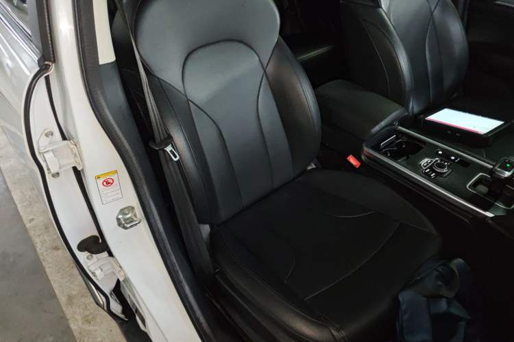 Used Haval H6 2018 Sport Edition 1.5T Automatic Two-Wheel Drive Elite Model China V Standard Right Front Seat