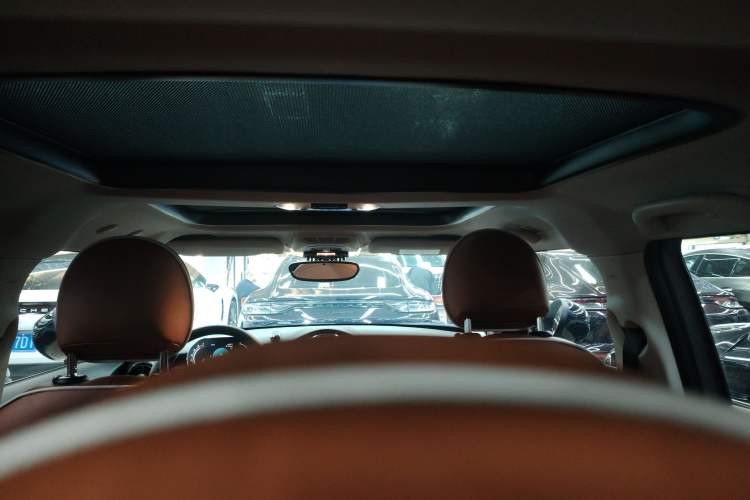 Used MINI MINI 2023 2.0T COOPER S Artist Five-Door Edition