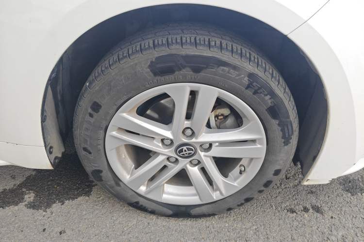 Used Toyota Levin 2022 Dual-Motor 1.8H E-CVT Leading Edition