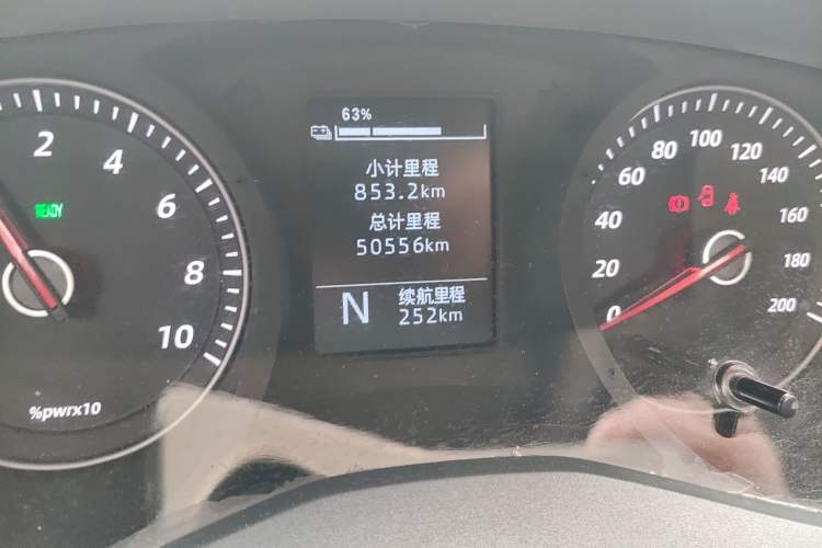 Used Wuling Yangguang 2025 Model 400km Bus Edition—Comfort Edition Odometer Close Up