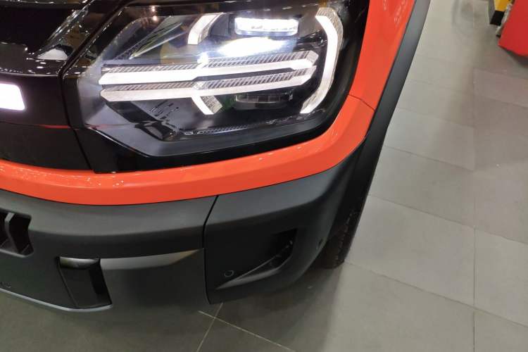 Used Ford Bronco 2026 Model Long Beach Range-Extended Version Left Front Headlight