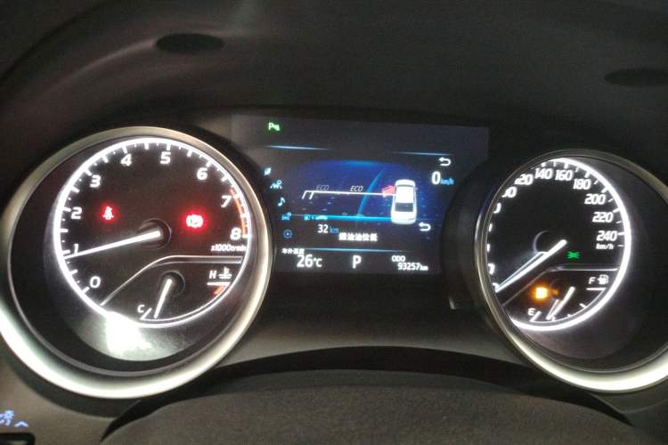 Used Toyota Camry 2018 2.0G Luxury Edition
