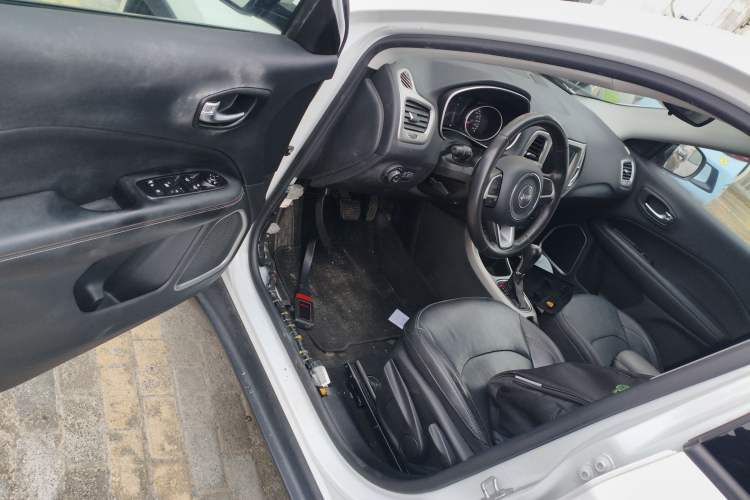 Used Jeep Compass 2017 200T Automatic Family Edition