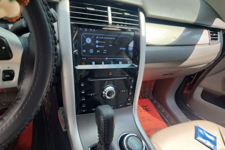 Used Ford Edge 2012 2.0T Elite Sunroof Edition Audio And AC Panel