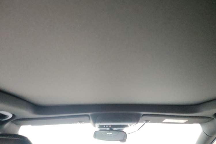 Used Cadillac XT4 2024 28T Two-Wheel-Drive Luxury Version
