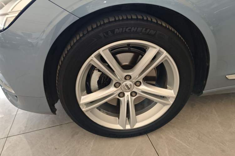 Used Volvo S90 2019 T4 Zhiyi Edition