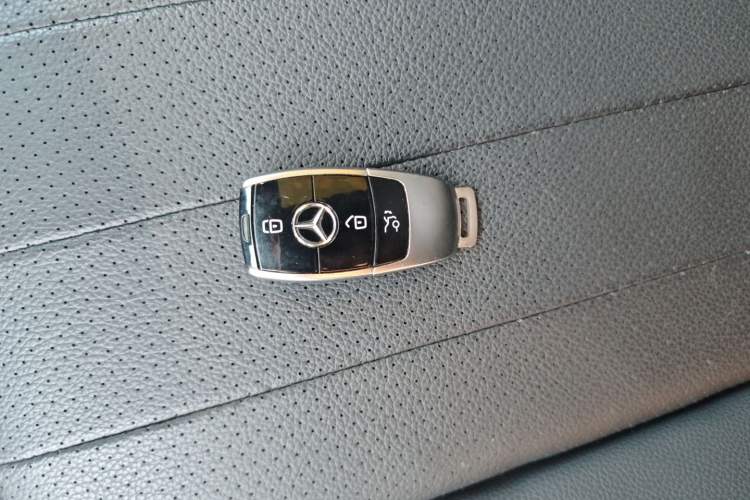 Used Mercedes-Benz E-Class 2022 E 260 Stylish Sports Edition
