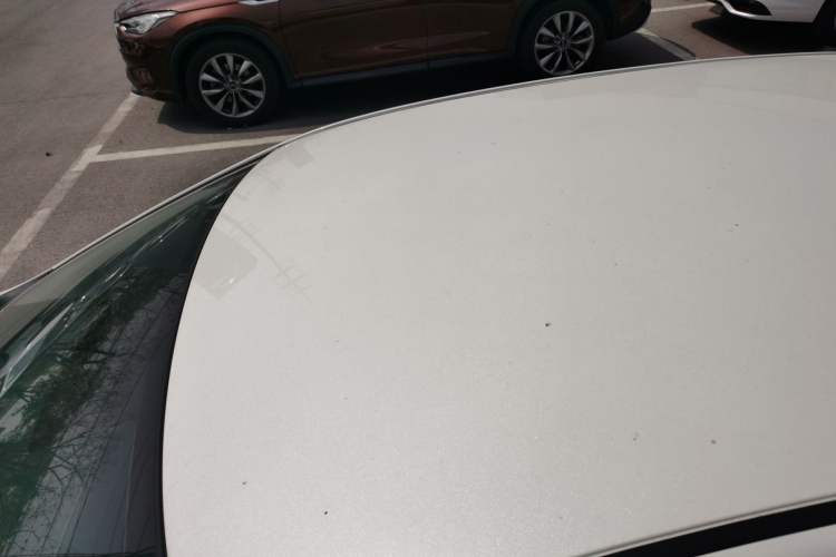 Used Venucia D60 2023 PLUS 1.6L XE CVT Trendy Edition Roof