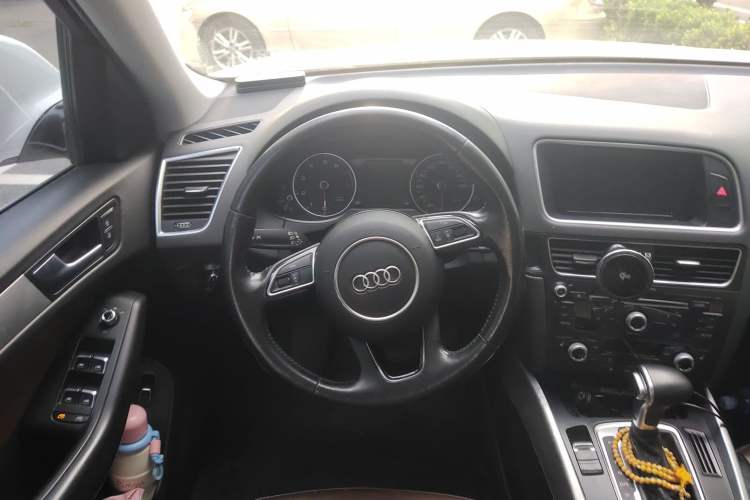 Used Audi Q5 2017 40 TFSI Ambition Edition
