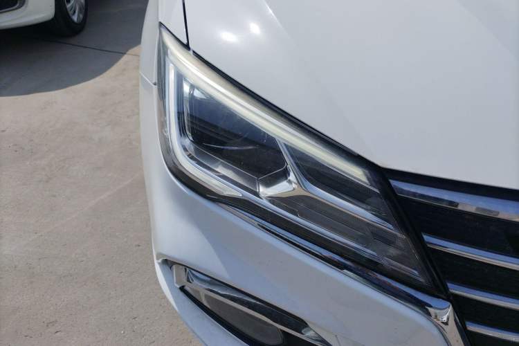 Used Roewe i5 2019 1.5L Automatic 4G Connected Langhao Edition