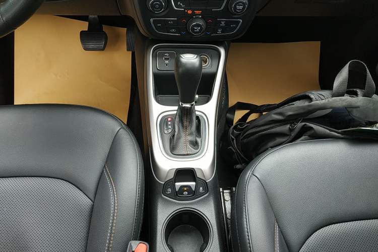 Used Jeep Compass 2017 200T Automatic Family Edition