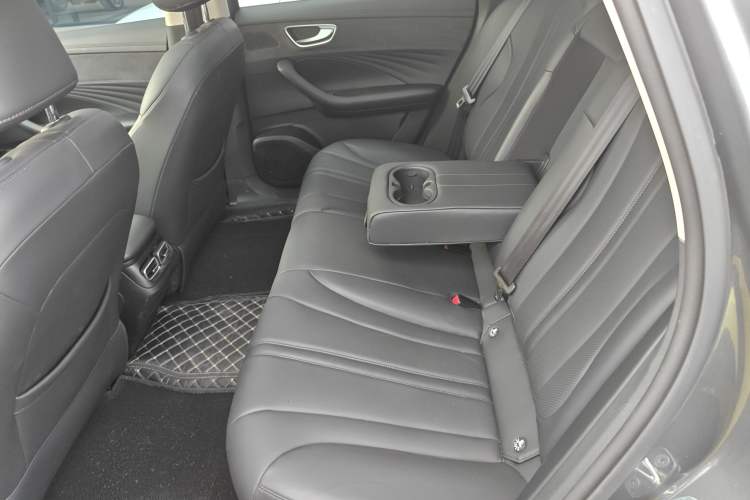 Used Roewe D7 2025 DMH 125km World Champion Excellence Edition