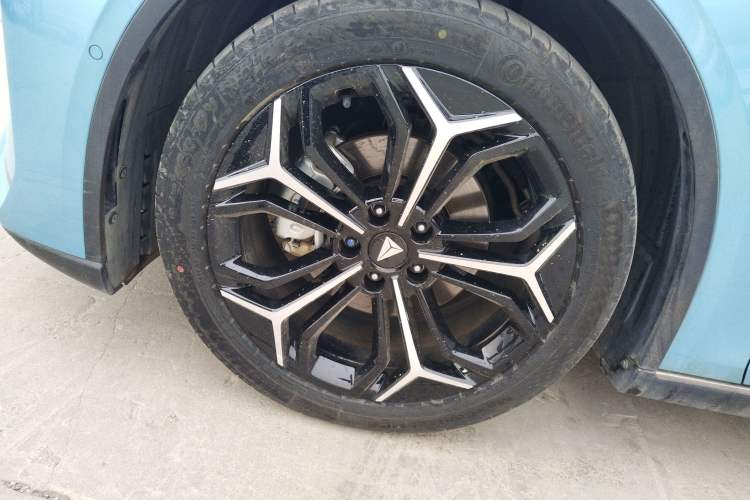 Used Deepal L07 2024 230Max Qiankun Intelligent Driving ADS SE Range-Extended Version