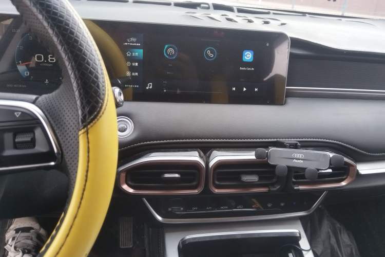 Used JETOUR X70 PLUS 2021 1.5T Manual Wind 7-Seater
