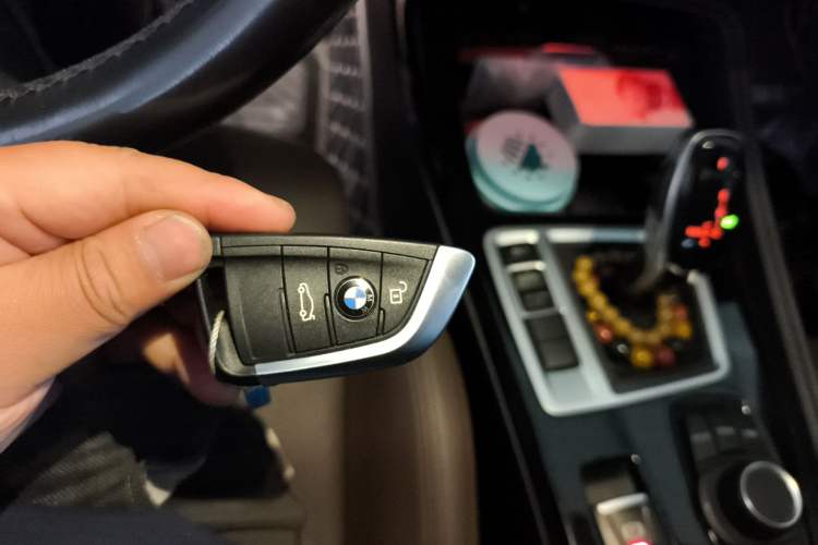 Used BMW 1 Series 2020 125i Leading Model M Sport Package Vehicle Key