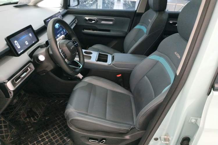 Used AION Y 2023 Plus 510 Tech Edition
