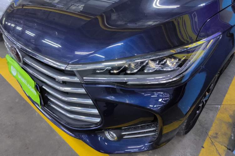 Used BYD Song MAX 2017 1.5T Automatic Smart Connect Luxury 7-Seater
