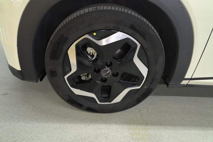 Used BYD Dolphin 2021 405 km Fashion Edition
