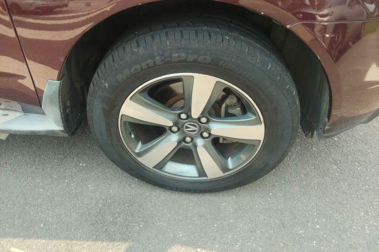 Used Acura MDX 2010 3.7 Standard Edition Right Front Wheel Hub