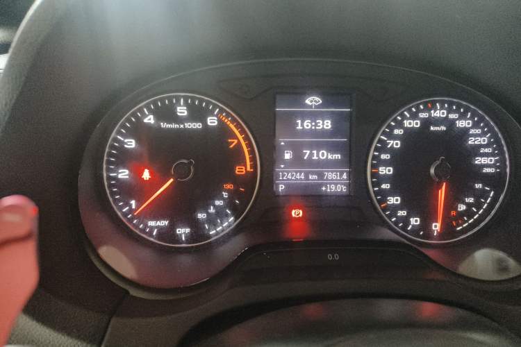 Used Audi A3 2018 30th Anniversary Edition Sportback 35 TFSI Fashion Model
