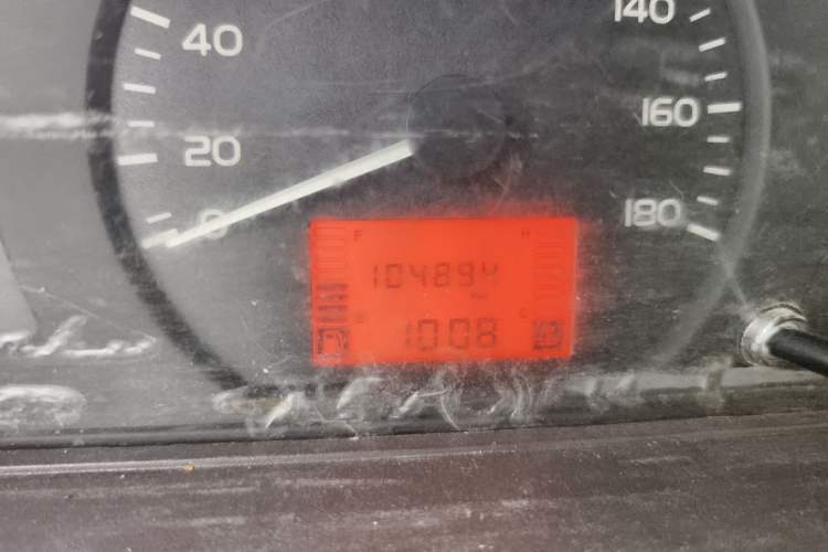 Used Wuling Rongguang 2019 1.5L Extended-Body Van Base Model with 5 Seats Instrument Cluster