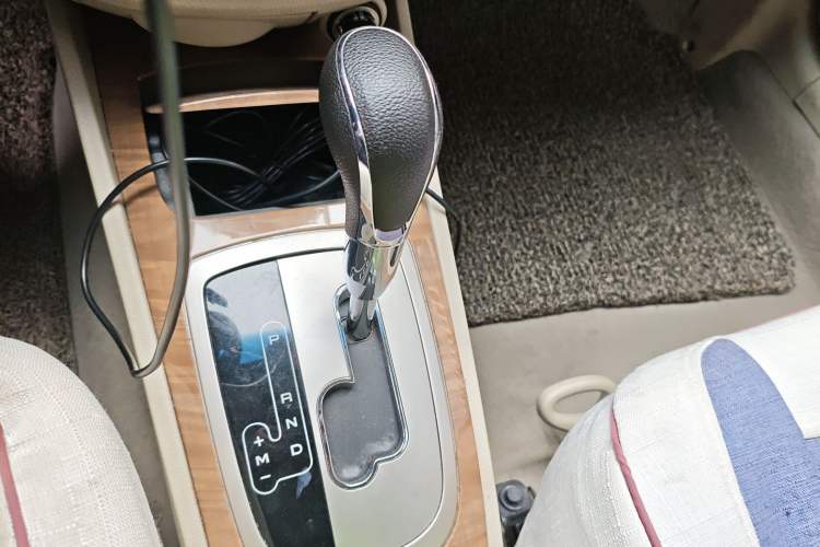 Used Buick Excelle 2015 1.5L Automatic Classic Model Gear Lever