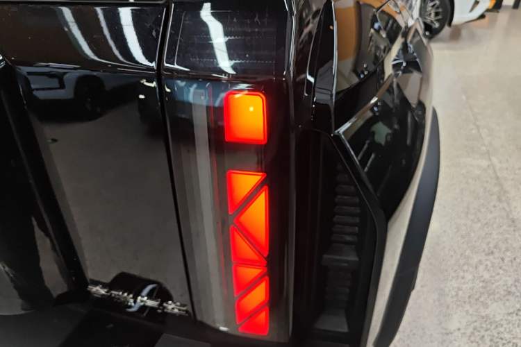 Used Chery Fulwin X3 Plus 2025 Model 401 Two-Wheel Drive Smart Leading Edition
