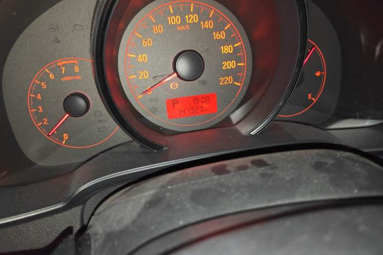 Used Honda Fit 2014 1.5L LX CVT Comfort Model