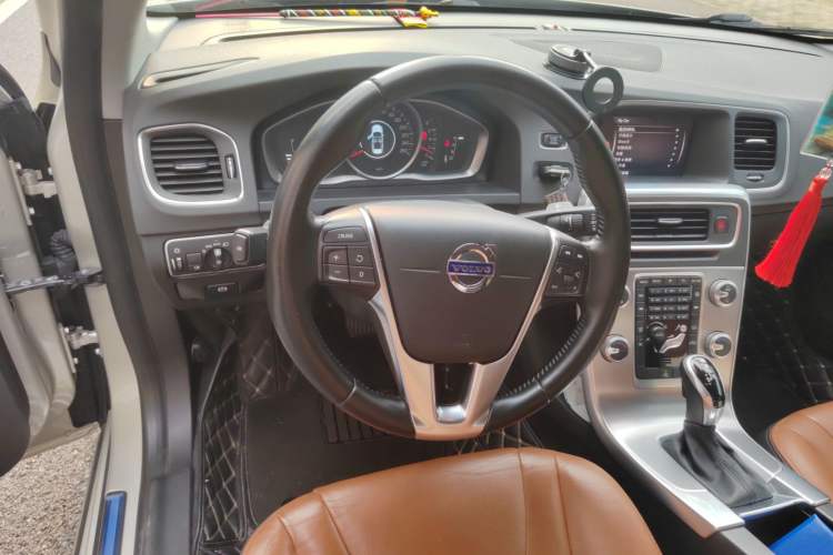 Used Volvo S60 2017 S60L T3 Smart Drive Edition